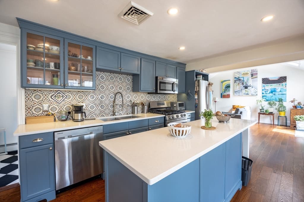 51 William St # 2, Fairhaven MA 02719 photo 11