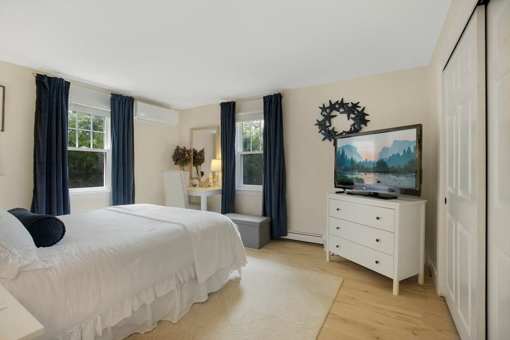 835 Old Barnstable, Falmouth MA 02536 photo 13