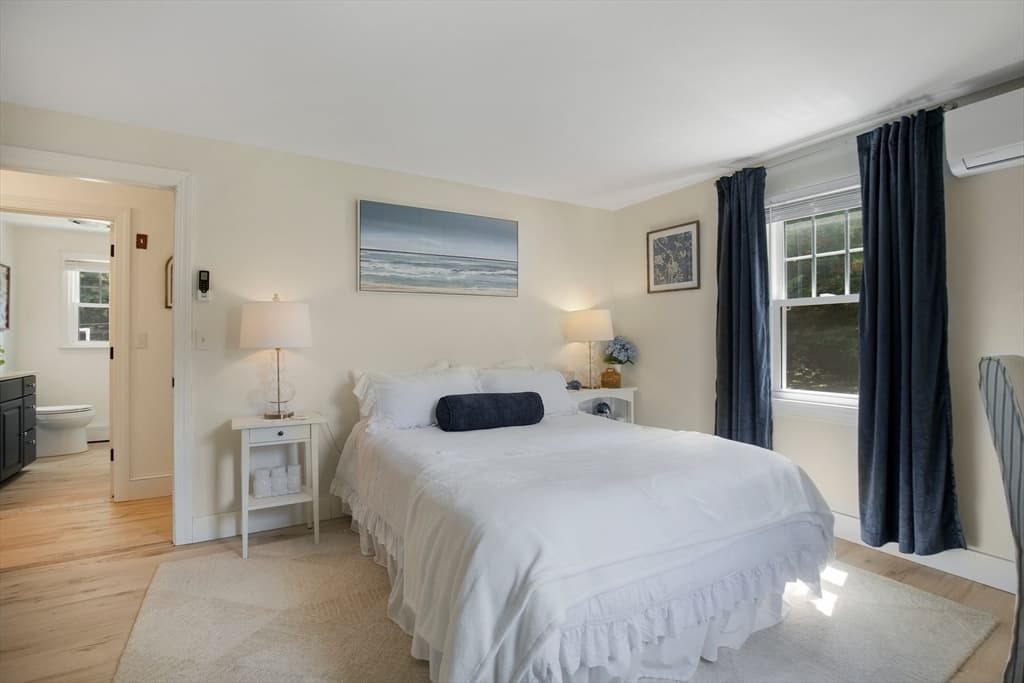 835 Old Barnstable, Falmouth MA 02536 photo 14