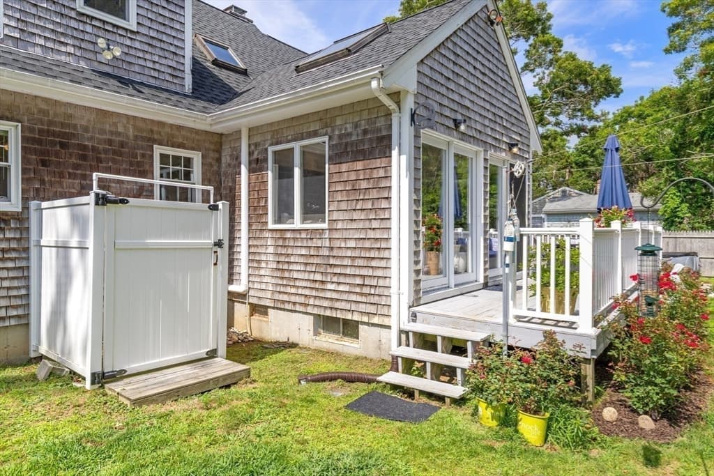 835 Old Barnstable, Falmouth MA 02536 photo 40