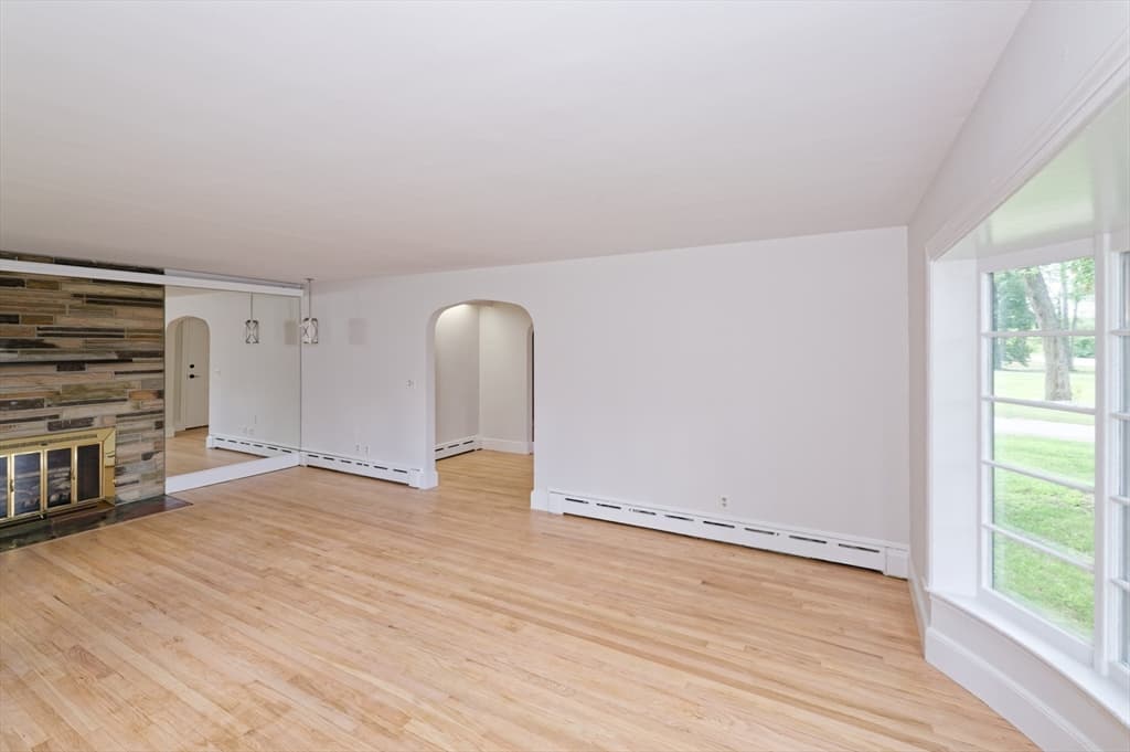318 South Main St, Hopedale MA 01747 photo 12