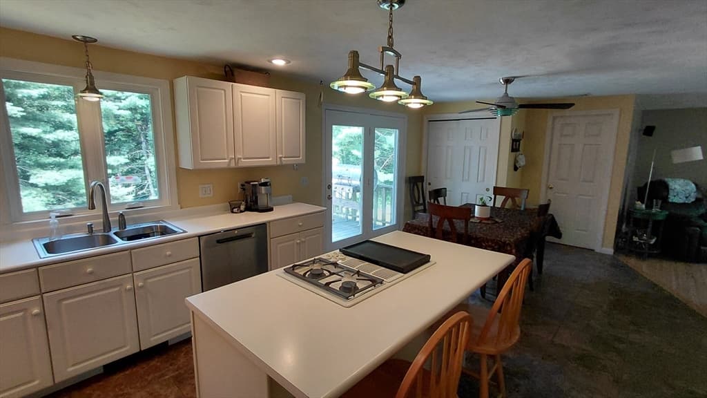3 Kelly Drive, Middleboro MA 02346 photo 9