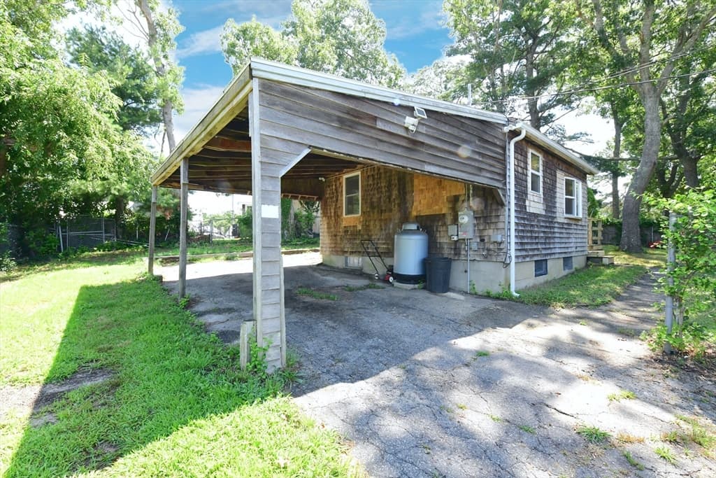 27 Lake Dr, Plymouth MA 02360 photo 3