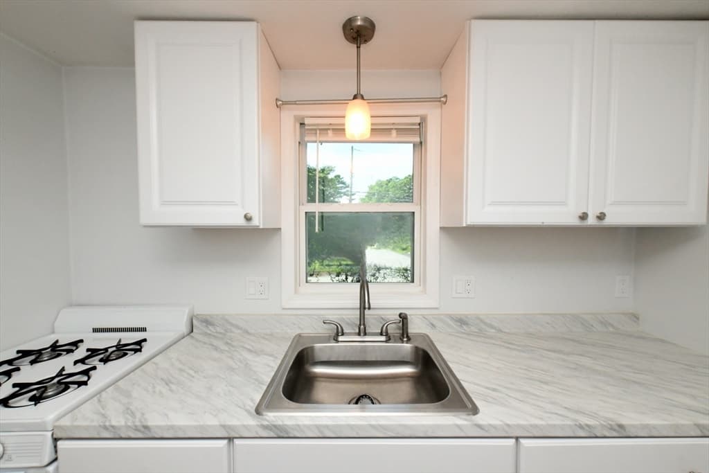 27 Lake Dr, Plymouth MA 02360 photo 11