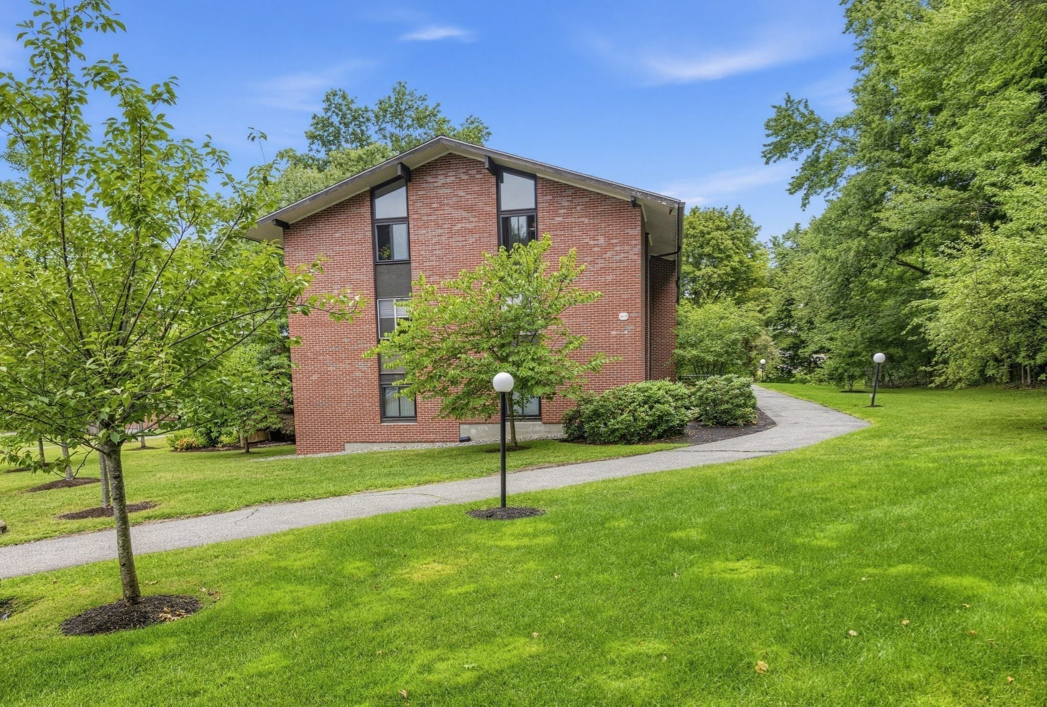 Condominium at 5 Longwood Drive # 205, Andover MA 01810, Andover, photo 26 of 30