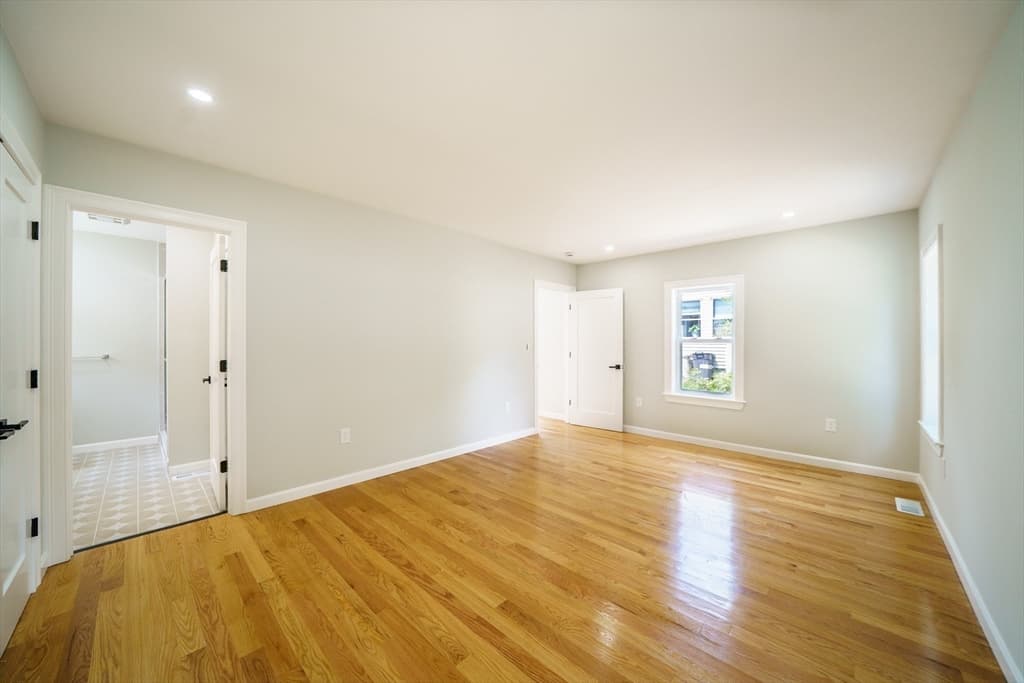 124 Magoun Ave, Brockton MA 02301 photo 17