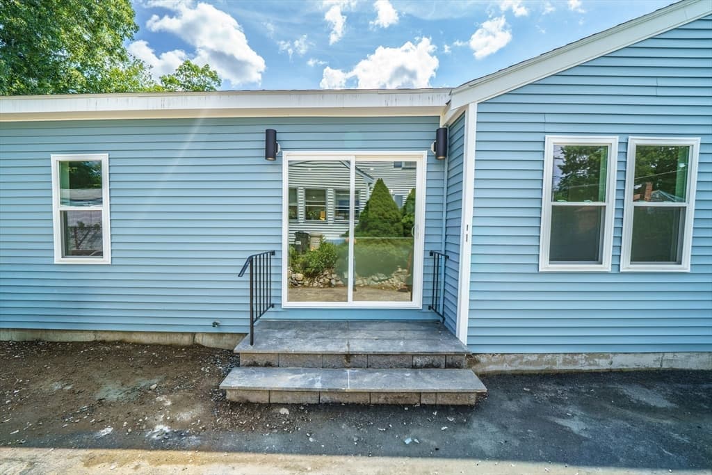 124 Magoun Ave, Brockton MA 02301 photo 26