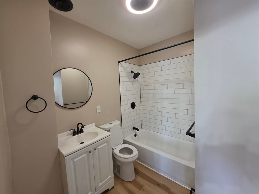 184 King St, Springfield MA 01109 photo 34