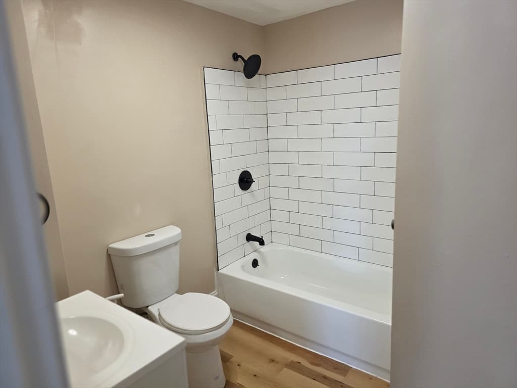 184 King St, Springfield MA 01109 photo 14
