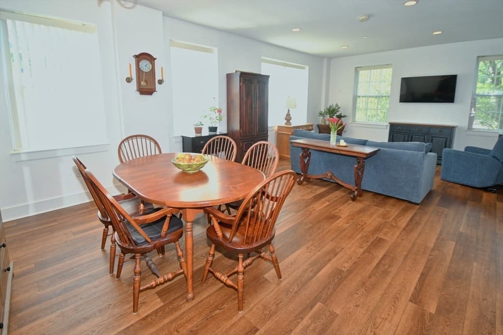 1 Powder Mill Square # 107, Andover MA 01810 photo 7