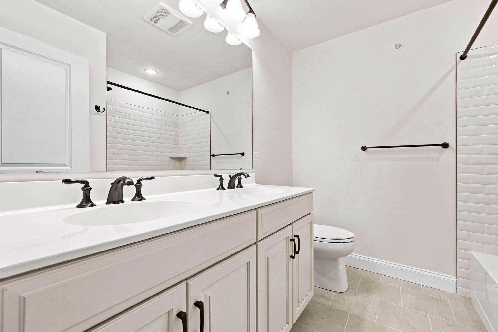 Condominium at 40 Phoebe St # 101, Methuen MA 01844, Methuen, photo 27 of 42