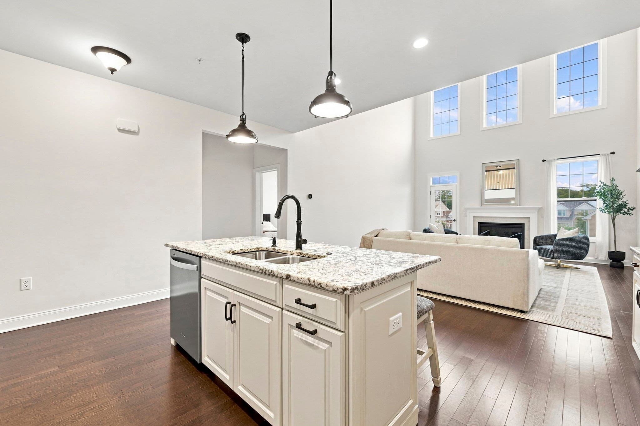 Condominium at 40 Phoebe St # 101, Methuen MA 01844, Methuen, photo 11 of 42