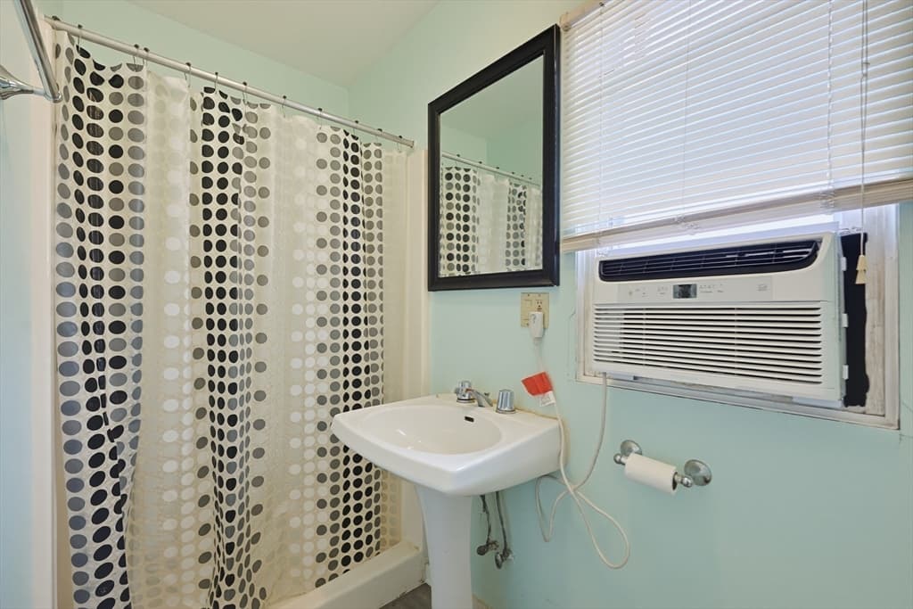 43 Dashwood St, Revere MA 02151 photo 17