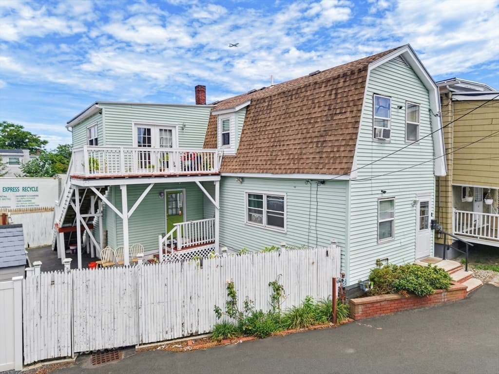 43 Dashwood St, Revere MA 02151 photo 8