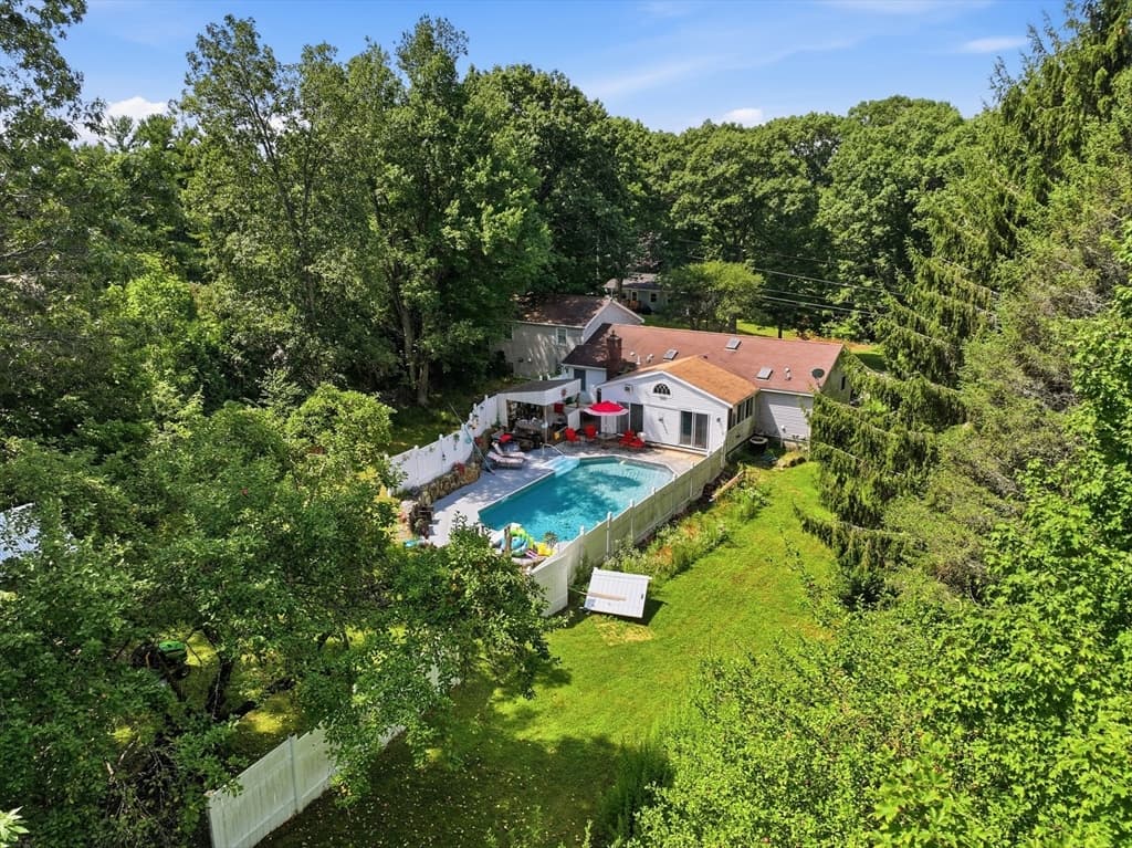14 H Putnam Rd, Charlton MA 01507 photo 37