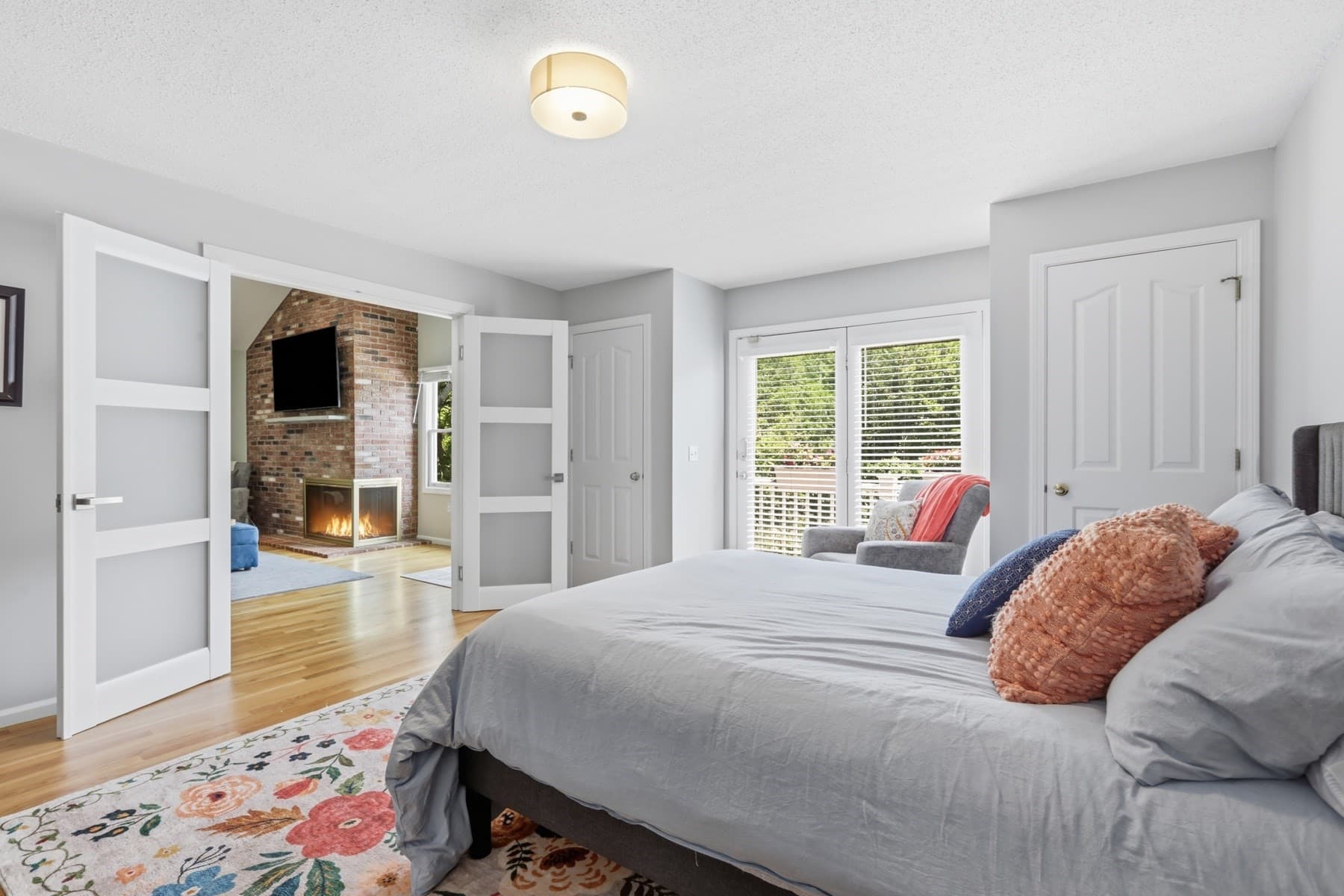 Condominium at 28 Carnation Cir # C, Reading MA 01867, photo 7 of 30