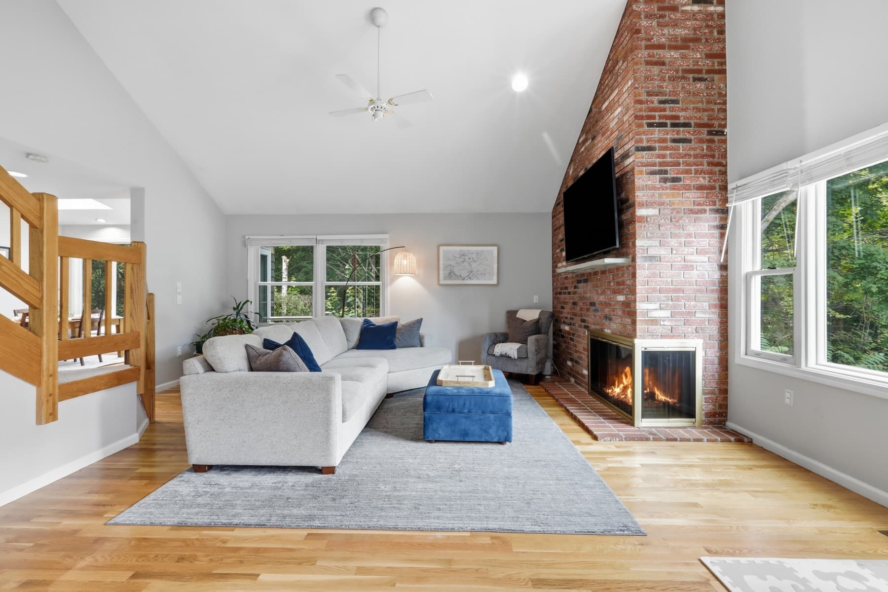 Condominium at 28 Carnation Cir # C, Reading MA 01867, photo 3 of 30