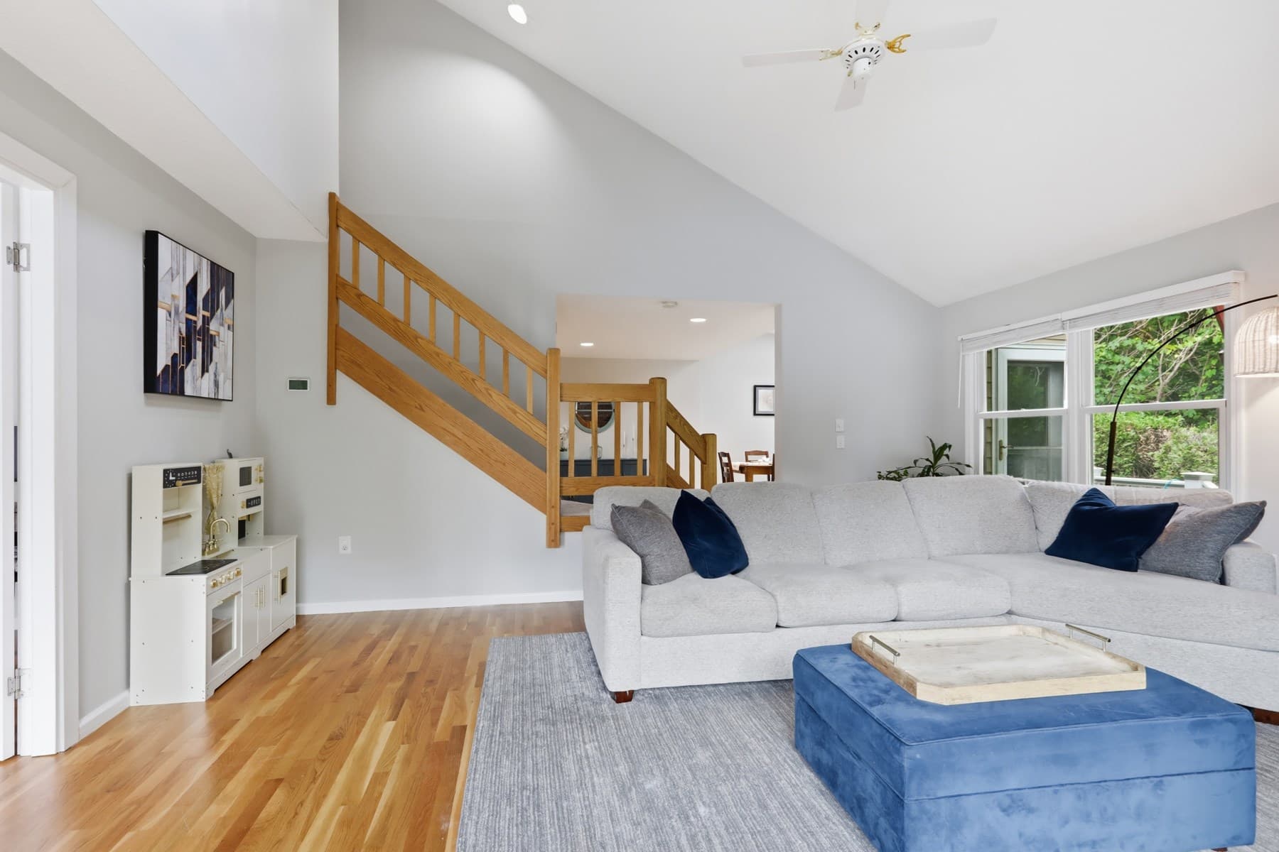 Condominium at 28 Carnation Cir # C, Reading MA 01867, photo 5 of 30
