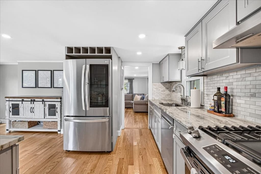 72 Bonnie Brier Cir, Hingham MA 02043 photo 12