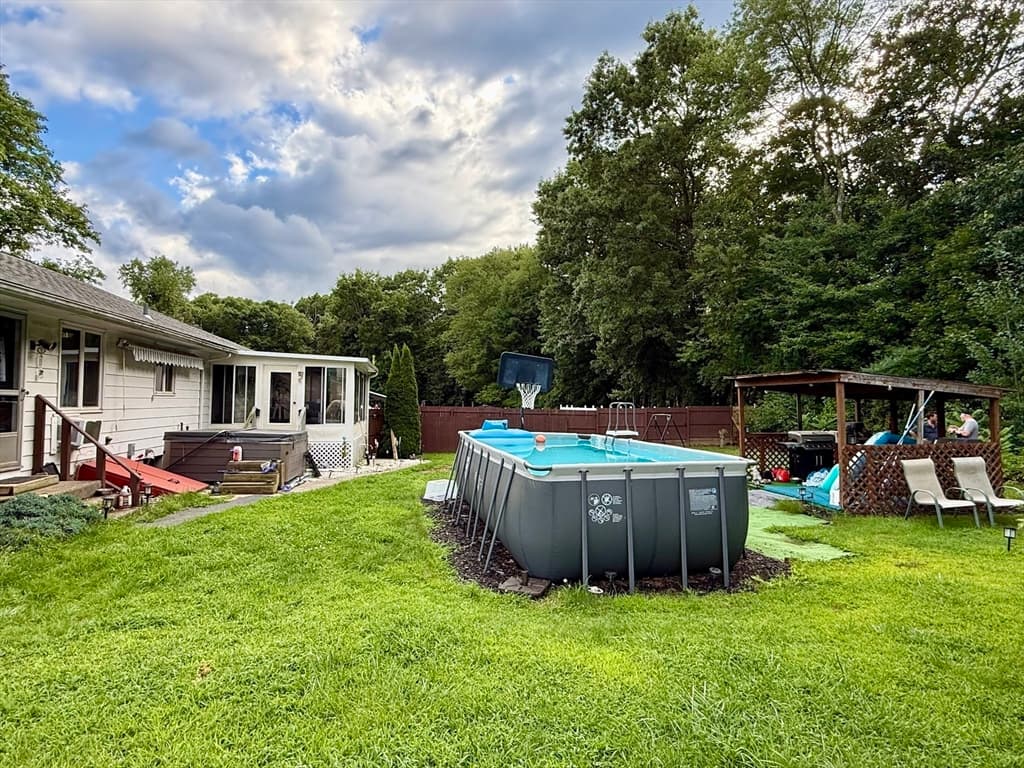1117 Overlook Dr, Palmer MA 01069 photo 5