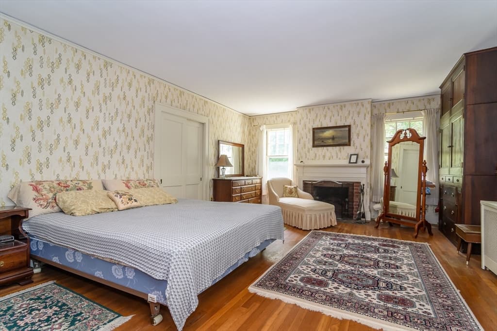 Single Family Residence at 355 High St, Westwood MA 02090, Westwood, photo 5 of 8