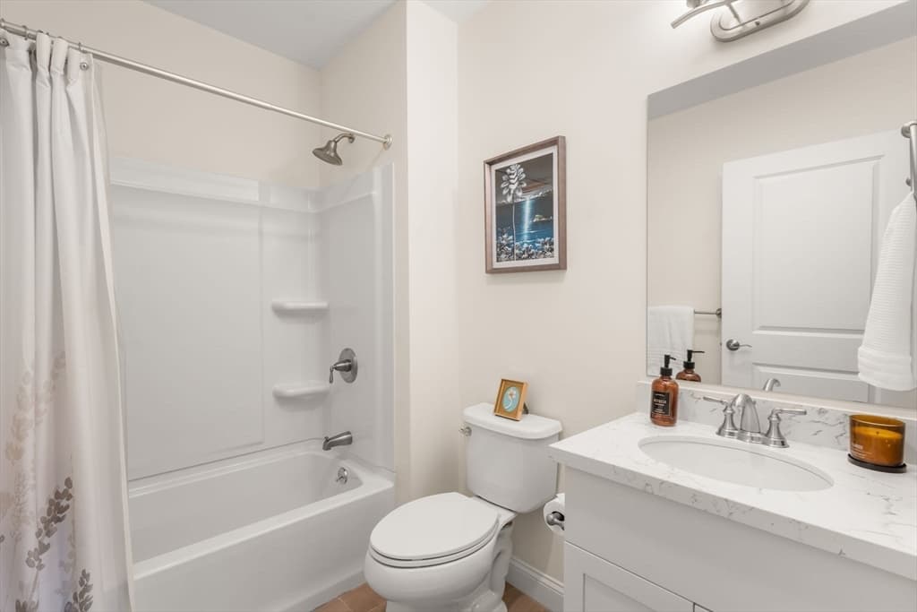 70 Endicott St # 1105, Norwood MA 02062 photo 20