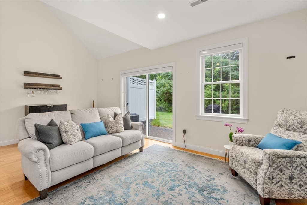 70 Endicott St # 1105, Norwood MA 02062 photo 9
