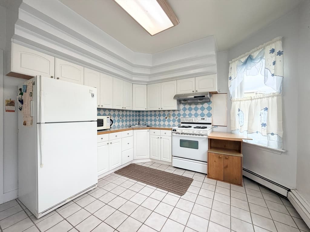 2 Family - 2 Units Up/Down at 56 Lincoln St, Malden MA 02148, Malden, photo 4 of 42