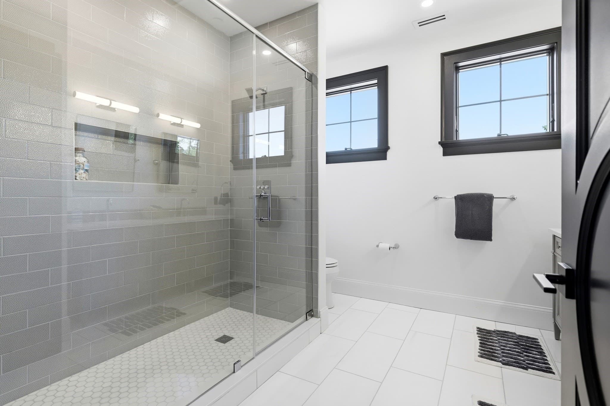 Single Family Residence at 19 Bridle Spur Ln, Danvers MA 01923, photo 27 of 42