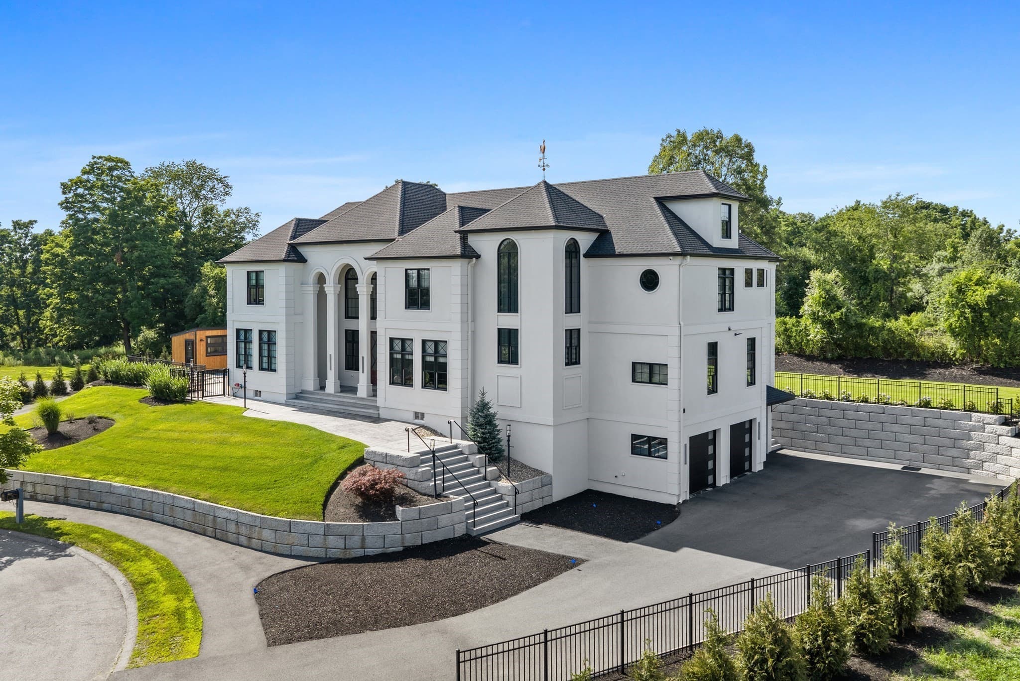 Single Family Residence at 19 Bridle Spur Ln, Danvers MA 01923, photo 2 of 42