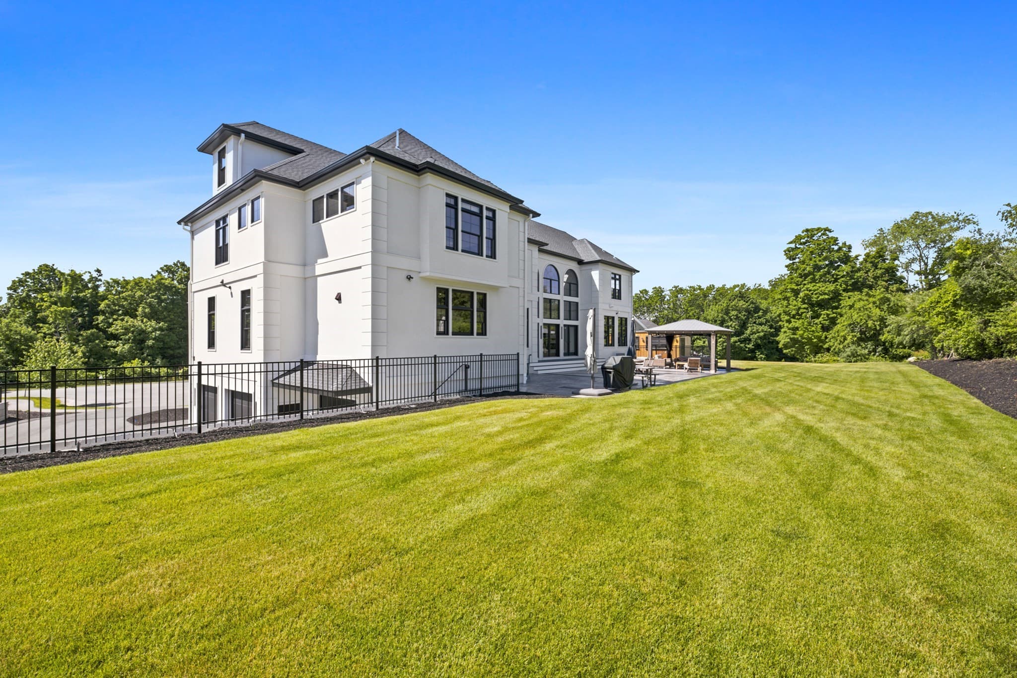 Single Family Residence at 19 Bridle Spur Ln, Danvers MA 01923, photo 39 of 42