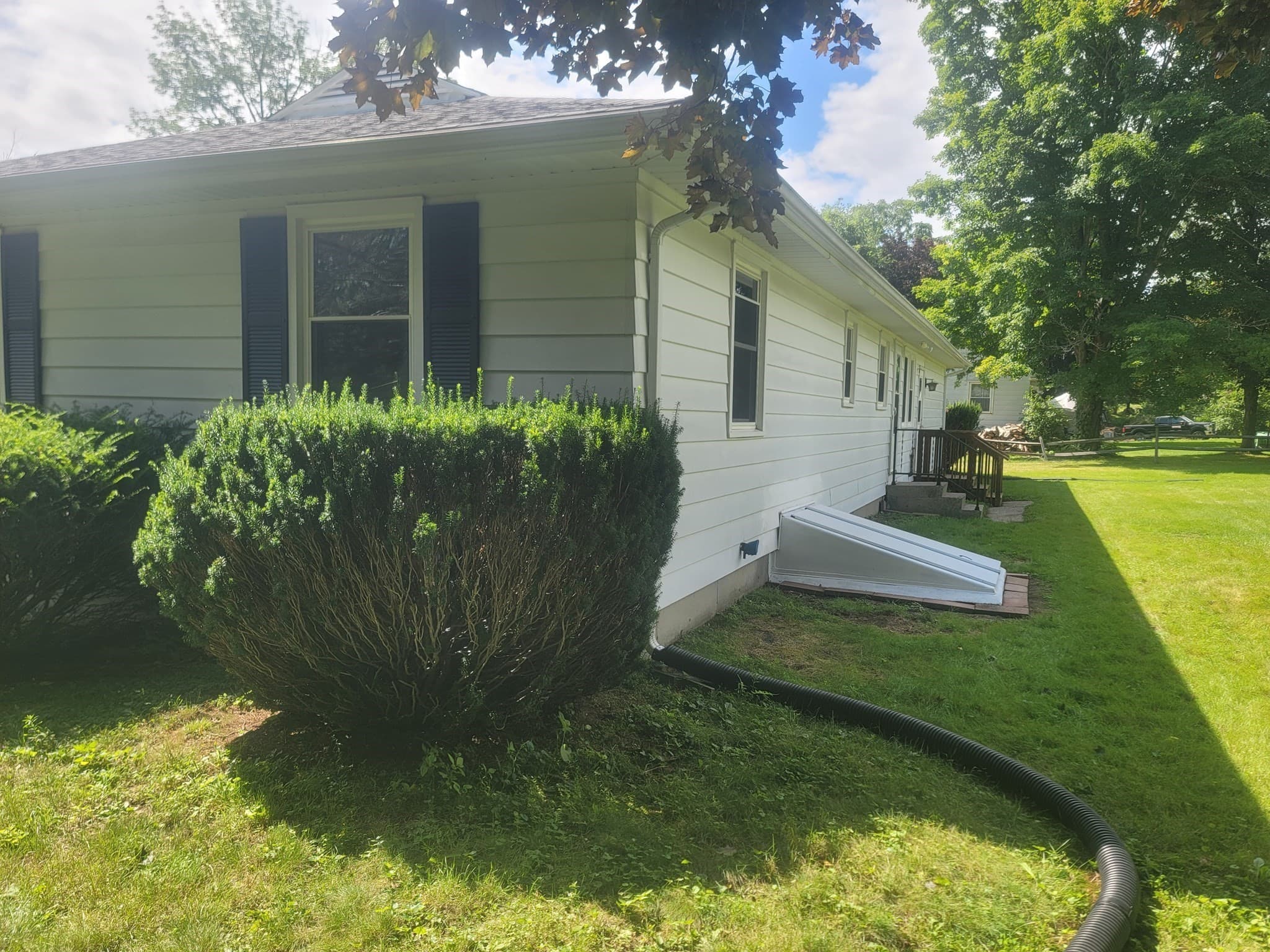 Single Family Residence at 102 Coy Hill Road, Warren MA 01083, Warren, photo 4 of 42