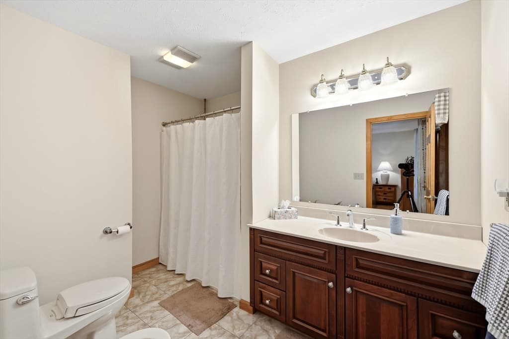 142 Oak Knoll Cir, Ludlow MA 01056 photo 24