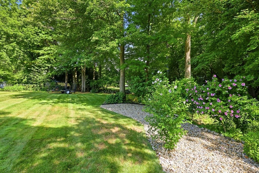 142 Oak Knoll Cir, Ludlow MA 01056 photo 33