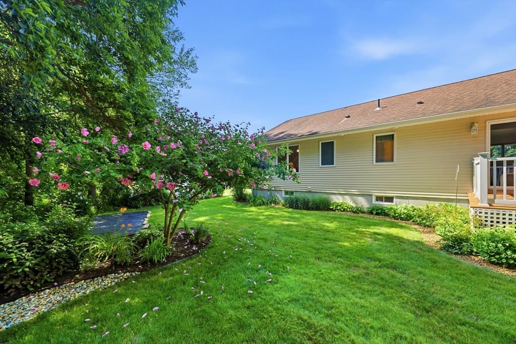 142 Oak Knoll Cir, Ludlow MA 01056 photo 31