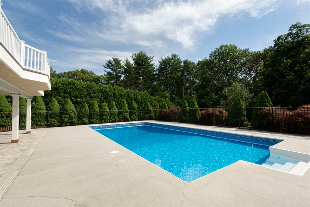 114 Upper Gore Rd, Webster MA 01570 photo 7