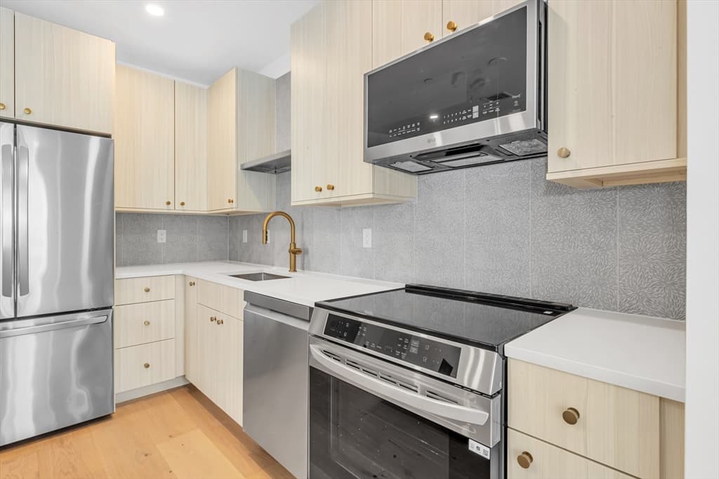 34 Oak Street # 101, Boston MA 02136 photo 5