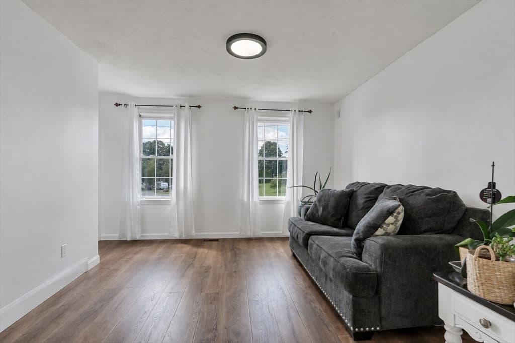 Single Family Residence at 6 Fleuette Drive, Bellingham MA 02019, Bellingham, photo 11 of 41