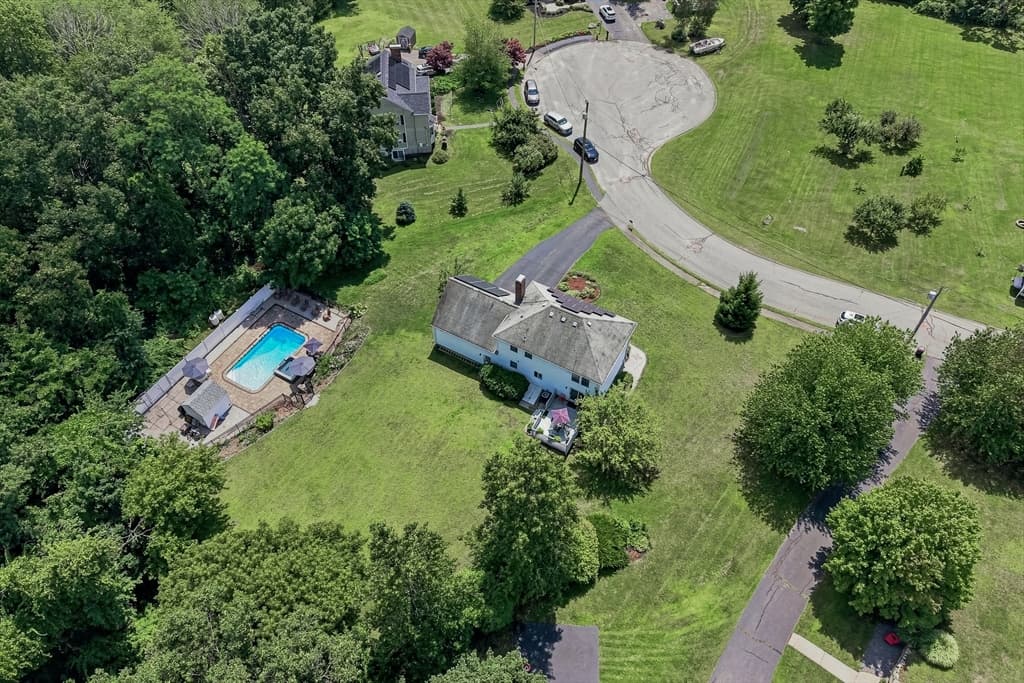Single Family Residence at 6 Fleuette Drive, Bellingham MA 02019, Bellingham, photo 40 of 41