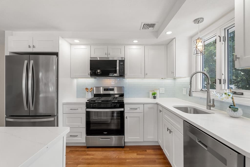 11 Newman St, Revere MA 02151 photo 10