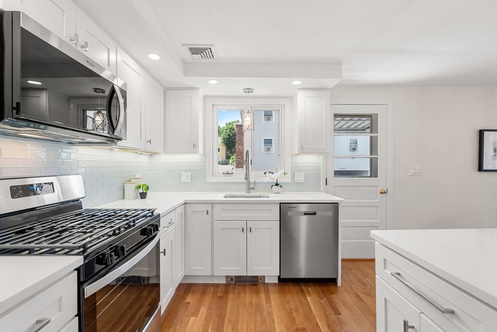 11 Newman St, Revere MA 02151 photo 11