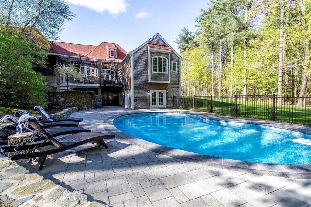 97 Fox Run, Bolton MA 01740 photo 7