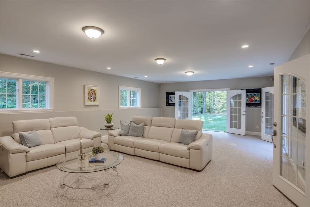 97 Fox Run, Bolton MA 01740 photo 32