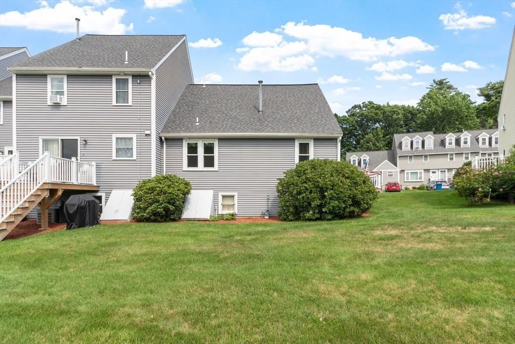 Condominium at 77 Merrimack Meadows Ln # 77, Tewksbury MA 01876, Tewksbury, photo 7 of 42