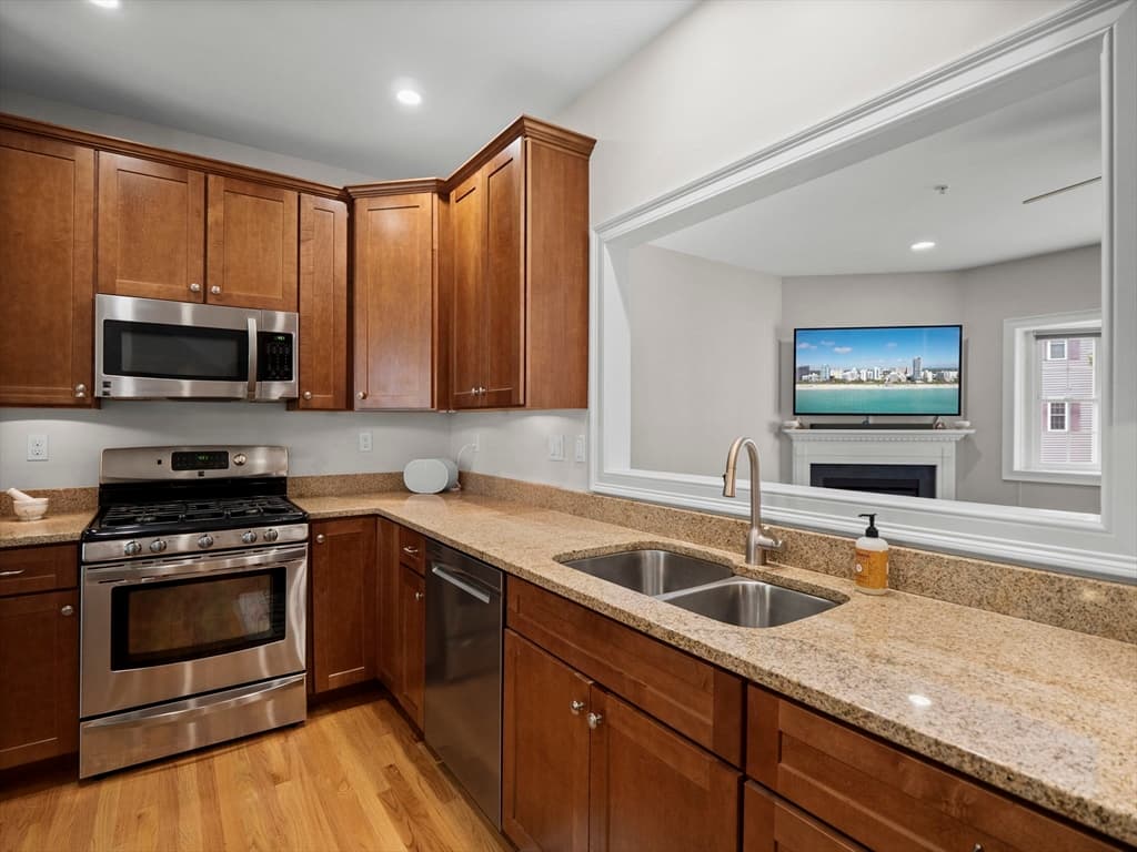262 Winn Street # B, Burlington MA 01803 photo 13