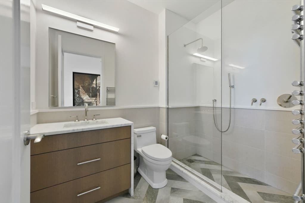 50 Liberty # 2A, Boston MA 02210 photo 25