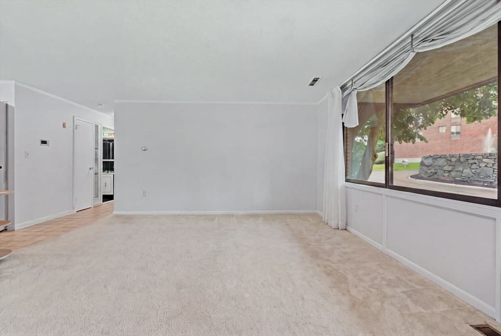 1002 Paradise Rd # 1C, Swampscott MA 01907 photo 10