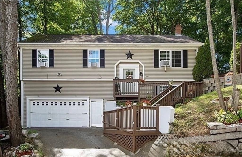 127 Payson St, Fitchburg MA 01420