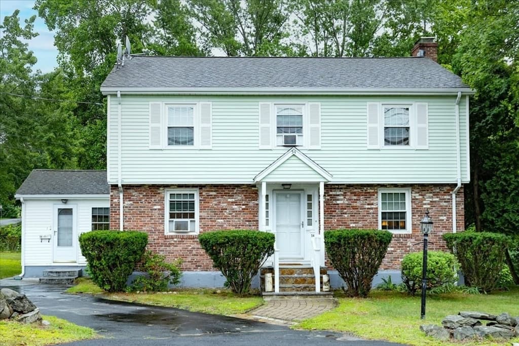 54 River St, Billerica MA 01821