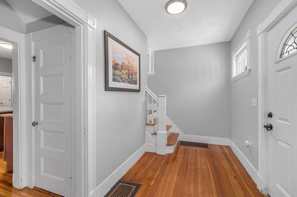 77 Verona St, Lynn MA 01904 photo 6